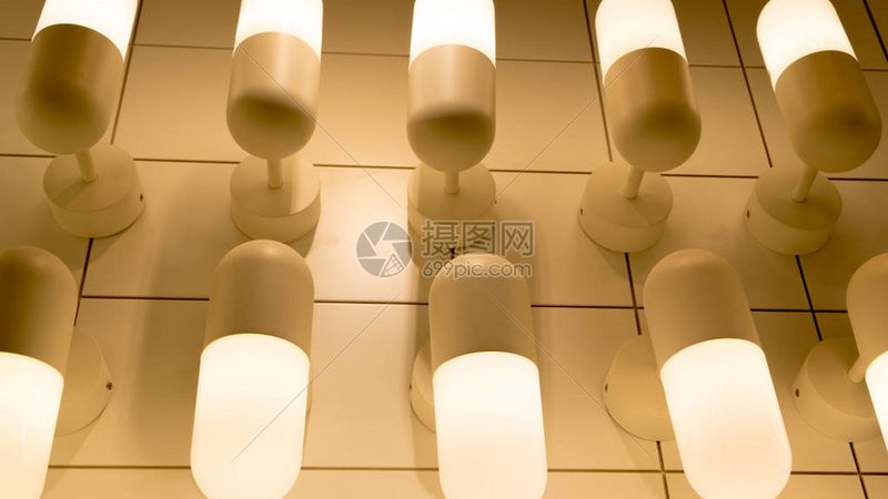 线条灯与灯带尺寸规格选型指南：如何精准匹配照明需求**